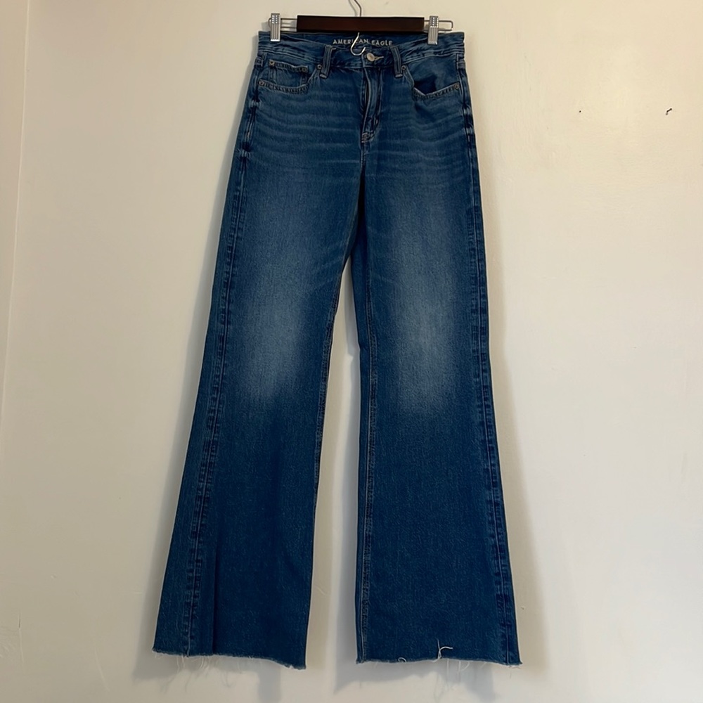 American Eagle wide legged/size 2